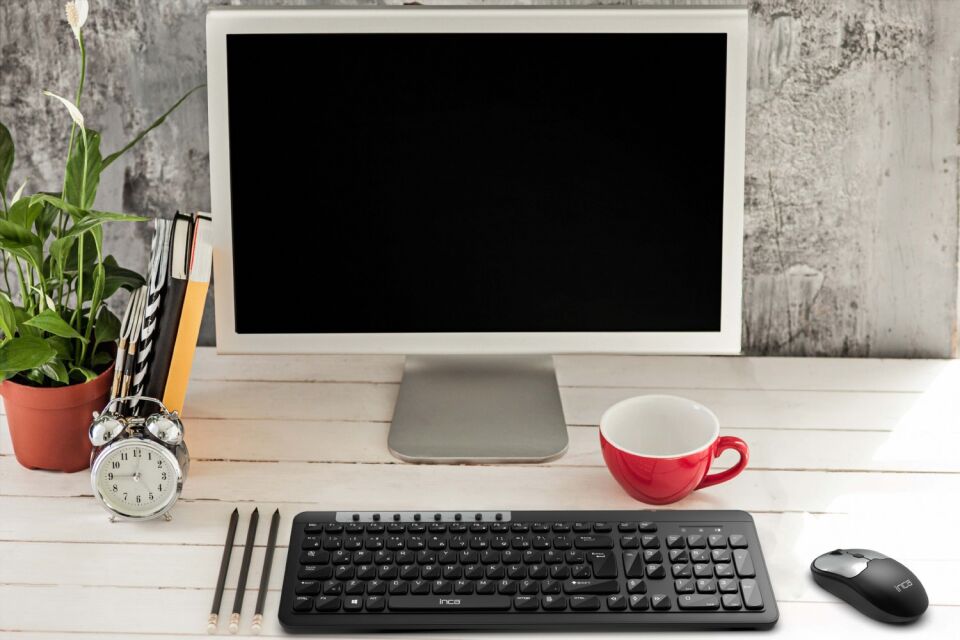 Inca IWS-599 Kablosuz Multimedya Süper Konforlu Çift Alıcılı USB & Type-C Klavye Mouse Set